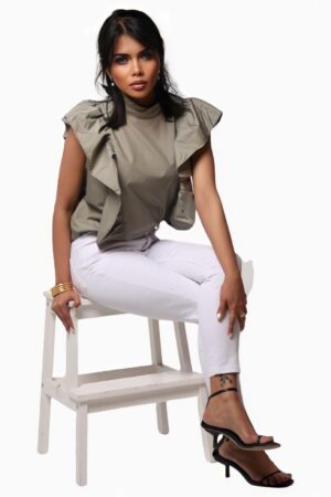 بلوزة خضراء