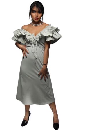 فستان أخضر فاتح