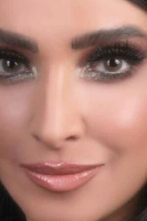 عدسات جولي مون جراي (يومية)