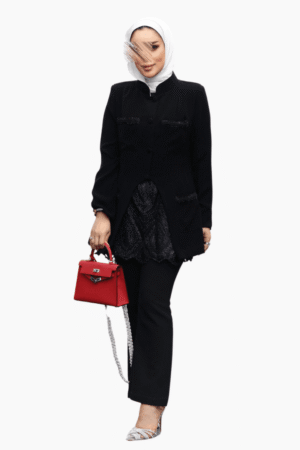 توب أسود + تنورة + بنطال