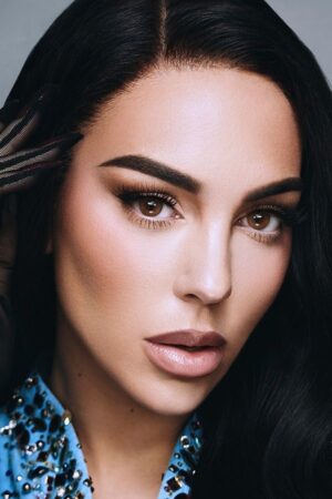 عدسات امارا- عدسات جورجينا يومية توفي