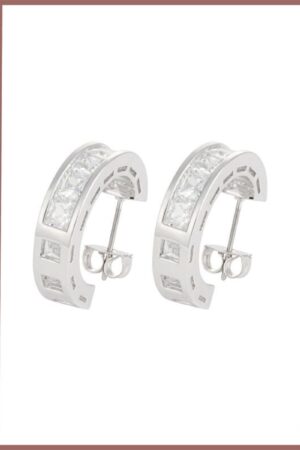 أقراط حلقية بالكريستال المشع