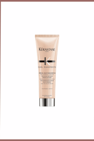 كريم كيرل مانيفيستو لتحديد تموجات الشعر وتركه دون شطف