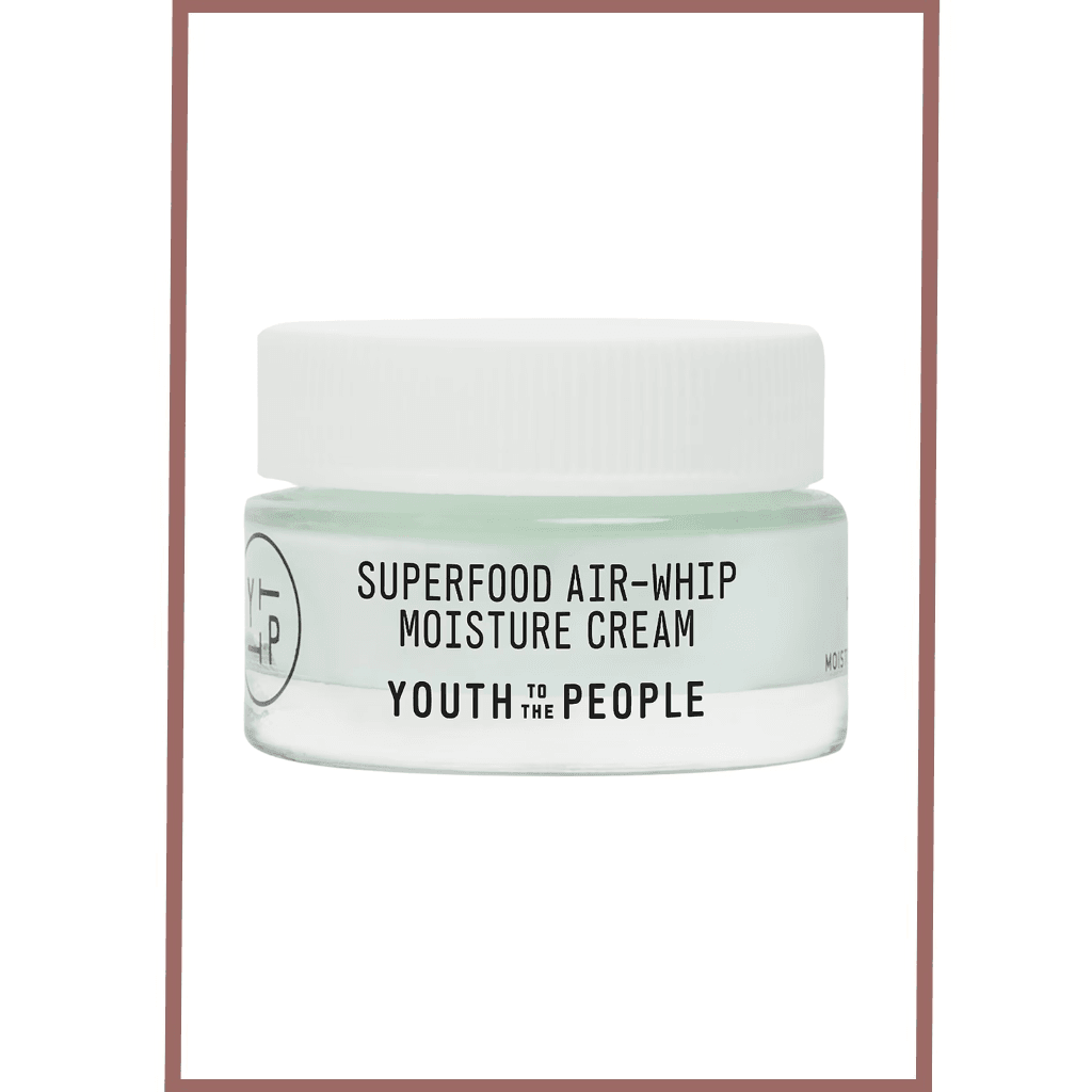 مرطب خفيف للوجه بتركيبة خفيفة وهوالورونيك أسيد