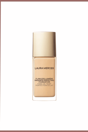 كريم الأساس فلوولِس لوميير لتوهّج وإتقان الإطلالة