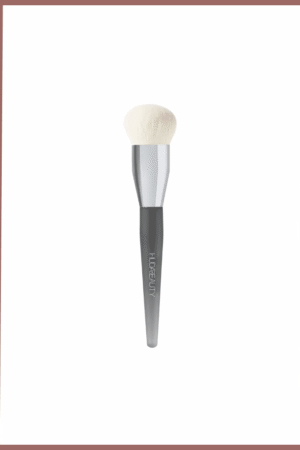 فرشاة الأساس