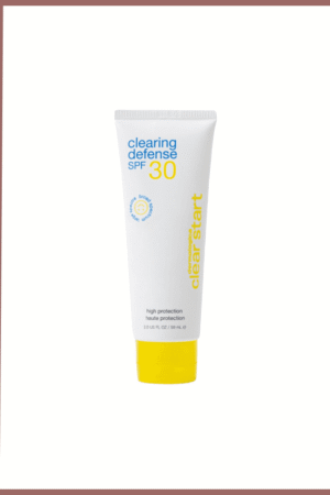 واقي شمس Clearing Defense بمعامل حماية SPF30