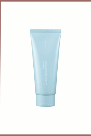 رغوة تنظيف الوجه بحمض الهيالورونيك الأزرق من ووتر بانك