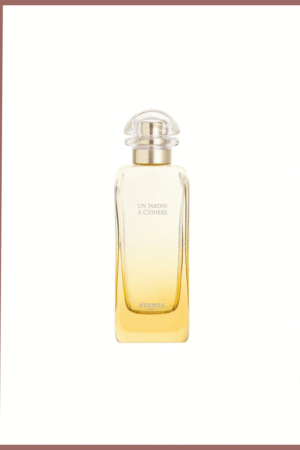 ماء تواليت أن جاردن أسيتير