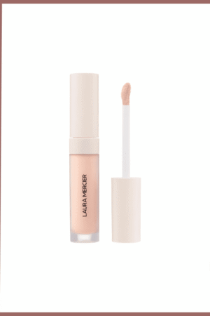 كونسيلر فلوولِس خفيف الوزن ومتقن